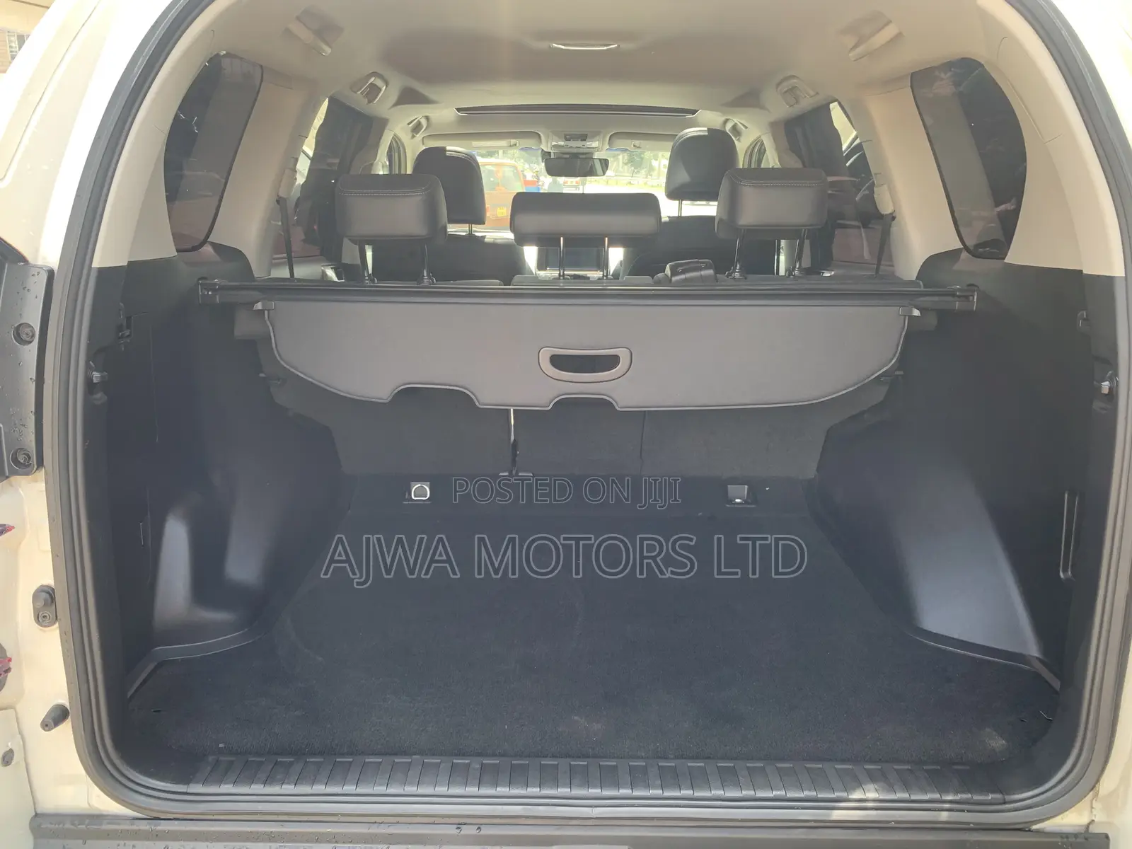 Toyota Land Cruiser Prado 2.8 2019 White