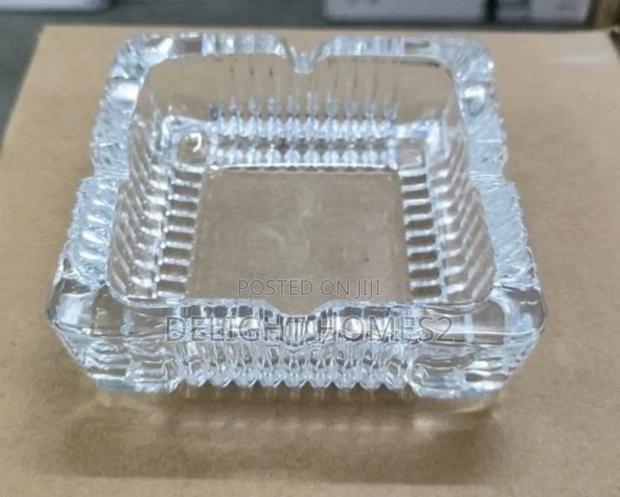 Glass Ash Tray_b