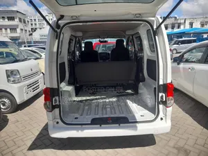 Nissan NV200 S 2019 White