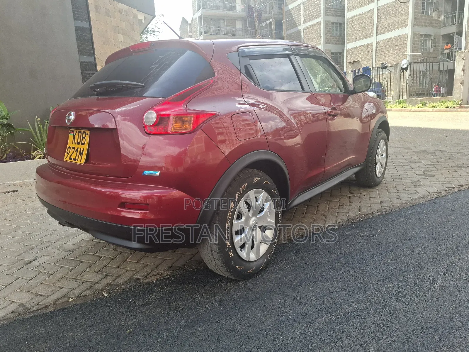 Nissan Juke 2013 Red