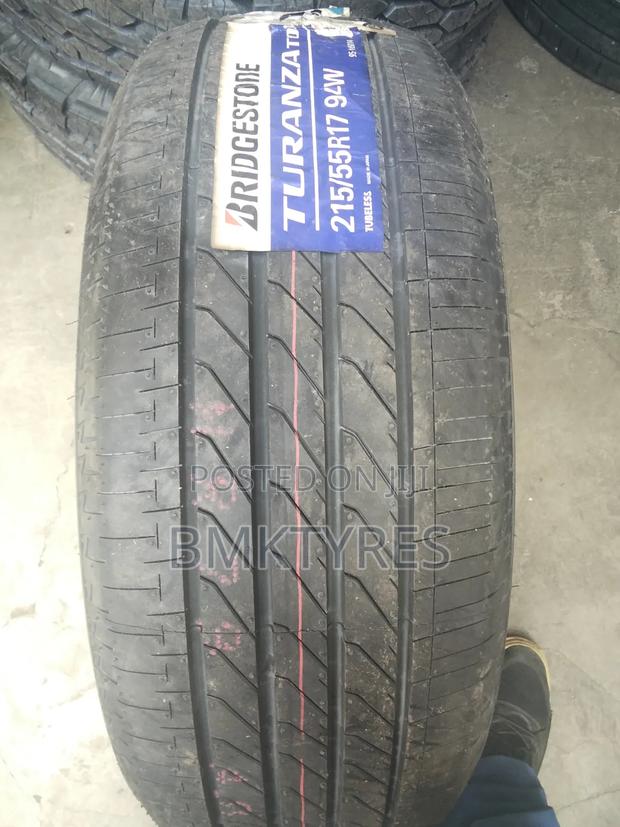 215/55-17 Bridgestone Tyre