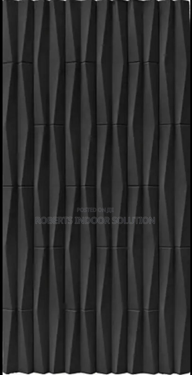 Black Pebble Flow Brick - main view