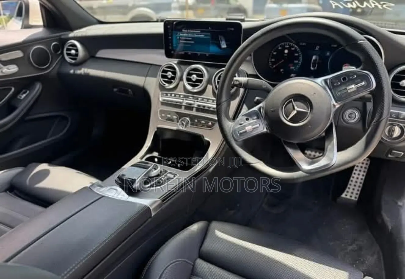 Mercedes-Benz C180 2019 Off white