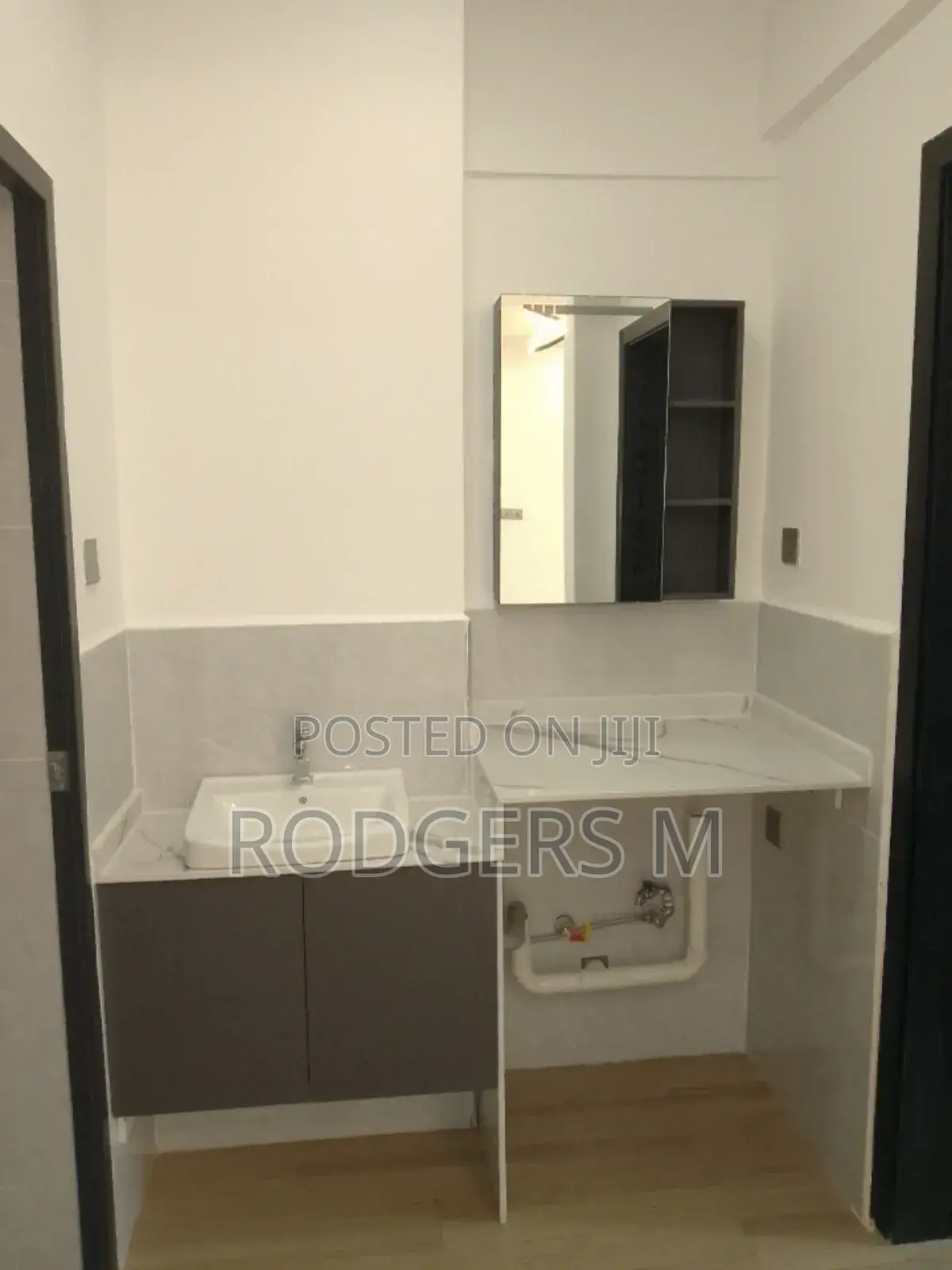 1bdrm Apartment in Raphta Road Area for rent