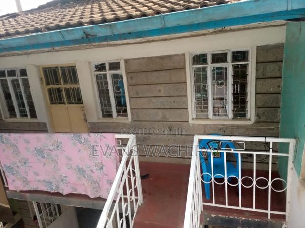 8bdrm Maisonette in Komarock Estate for sale - thumbnail 3