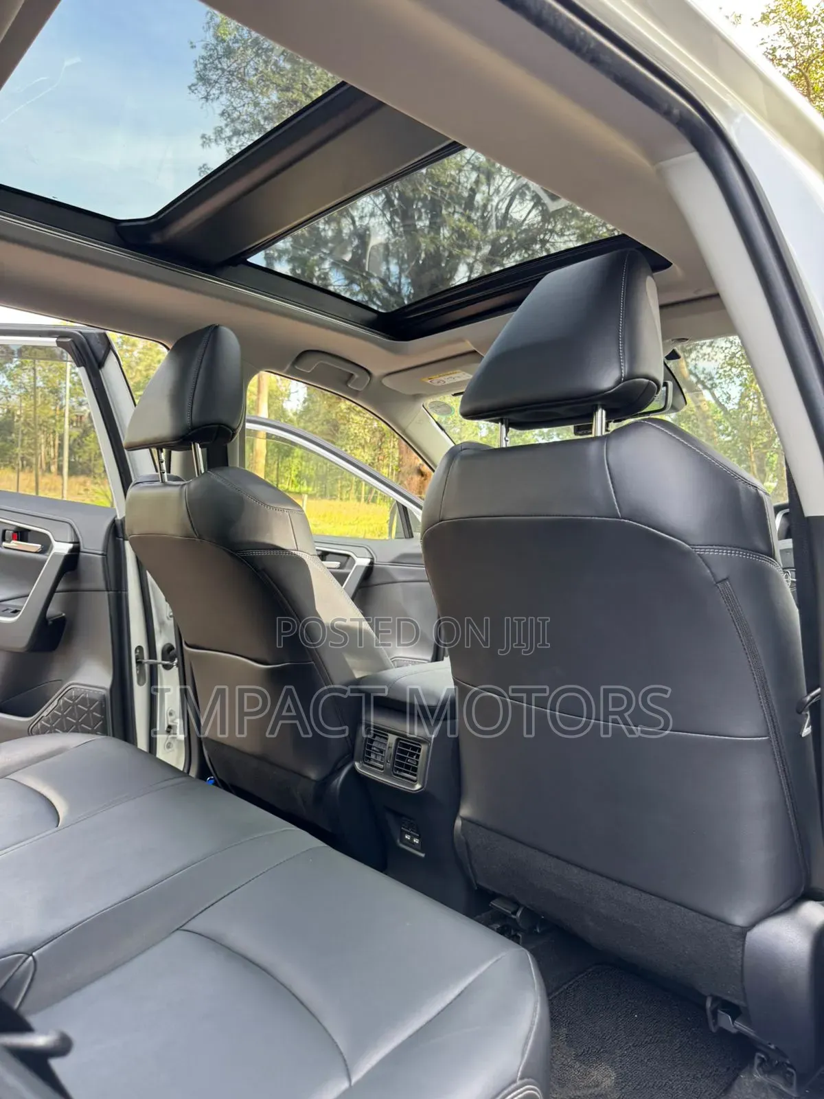 Toyota RAV4 2020 White