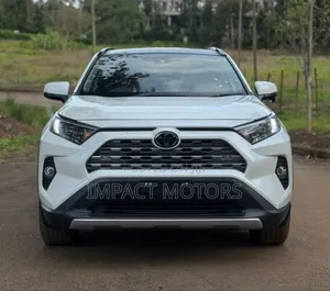 Toyota RAV4 2020 White