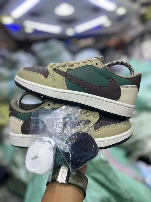 Air Jordan 1 Sizes 38 to 45 Unisex Boxed - main view