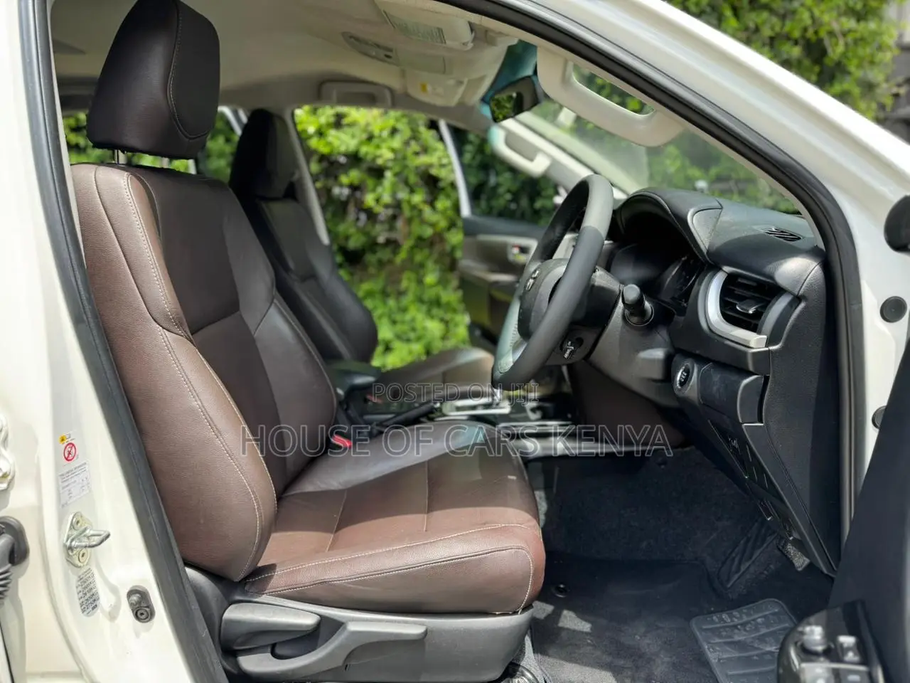 Toyota Fortuner 2019 White