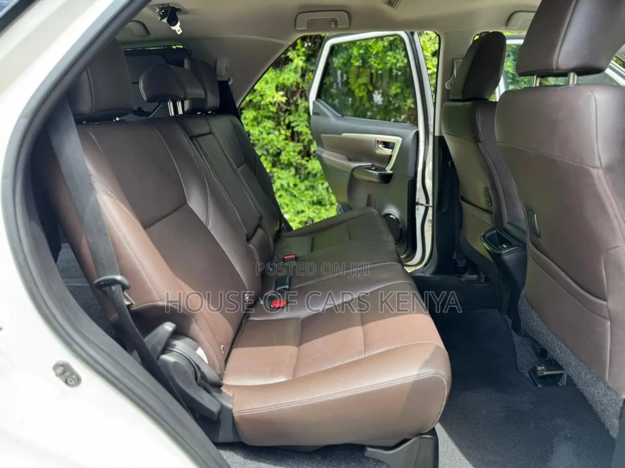 Toyota Fortuner 2019 White