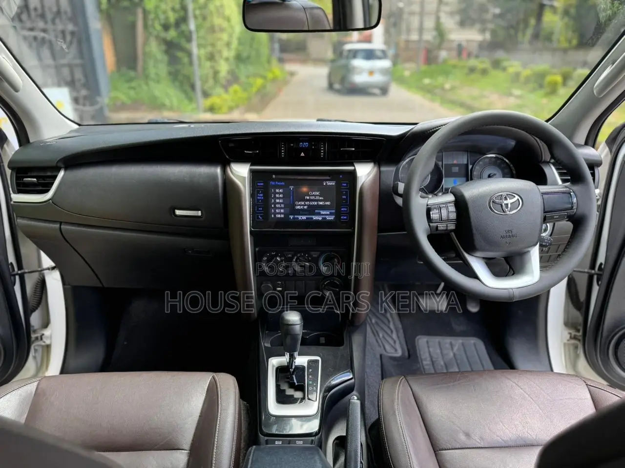 Toyota Fortuner 2019 White