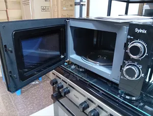 20 L Black Syinix Microwave With Grill
