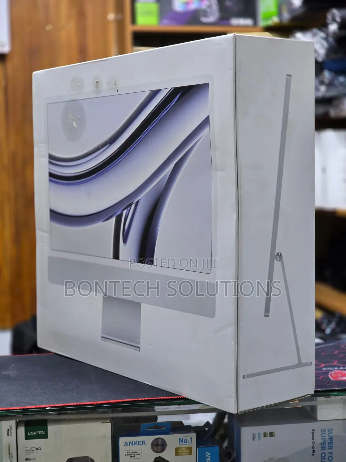 New Desktop Computer Apple iMac M3 8GB Apple M3 SSD 256GB
