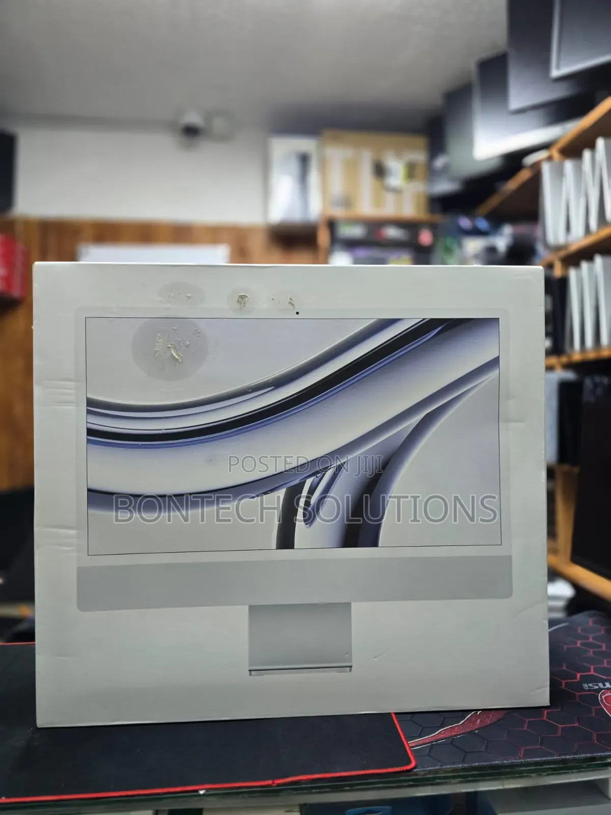 New Desktop Computer Apple iMac M3 8GB Apple M3 SSD 256GB