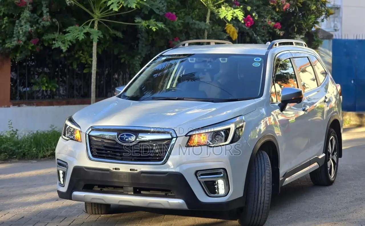 Subaru Forester 2019 Pearl