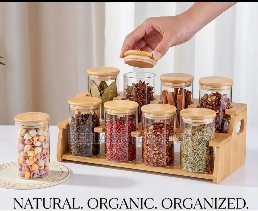 Available8pcs Classic Style Squared Borosilicate Glass Jar Set
