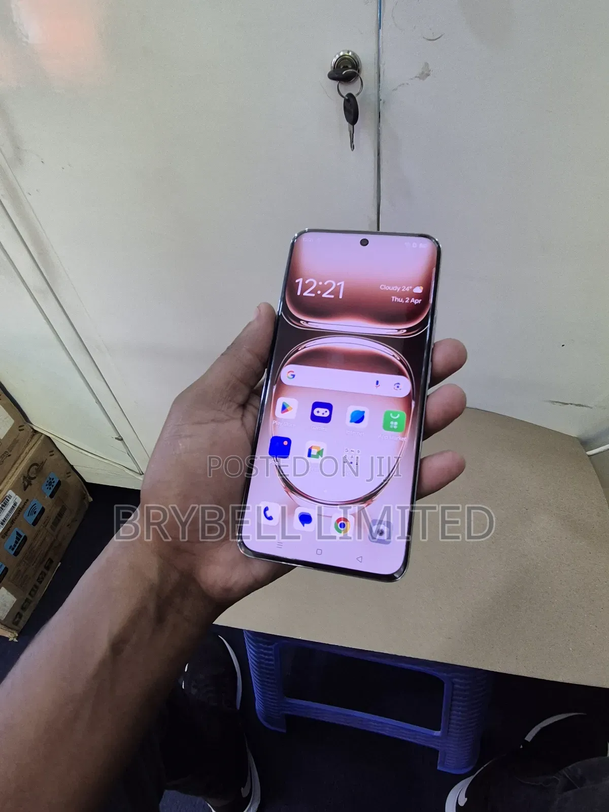 Oppo Reno12 Pro 512 GB Purple