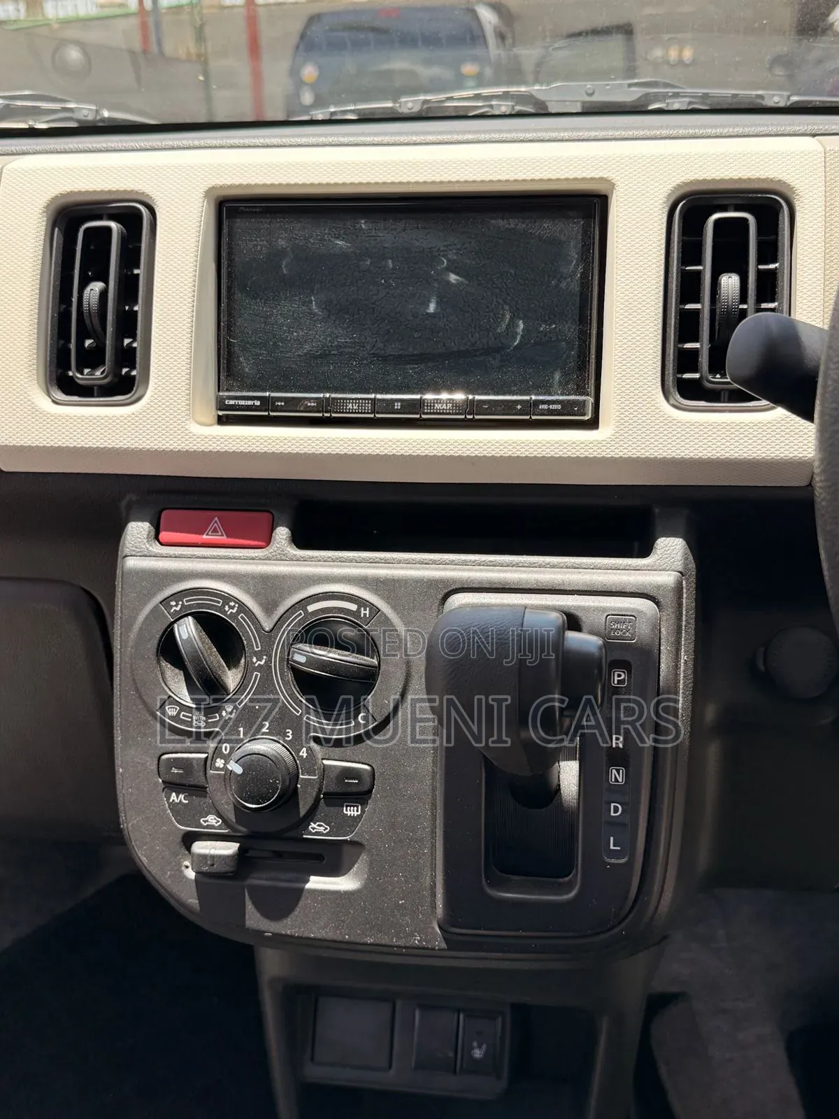 Suzuki Alto 2019 White