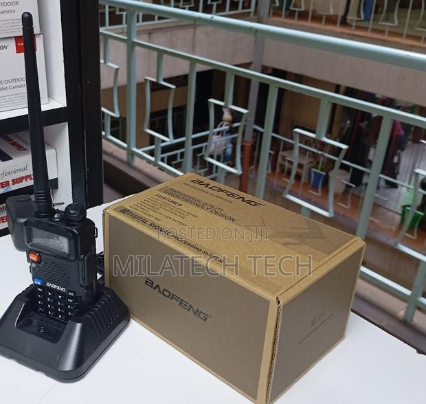 Walkie Talkie Uv5r With Recheable Charger - main view