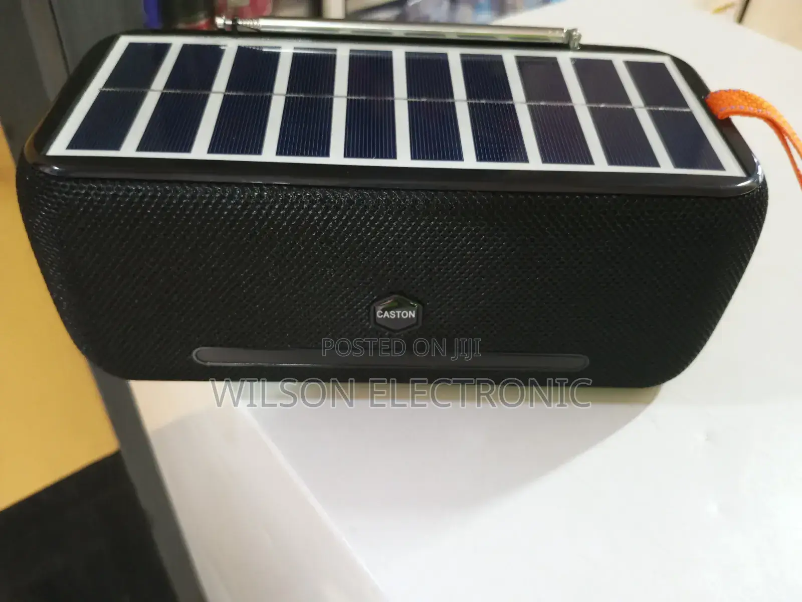Wireless Solar Bluetooth Radio. St-2688