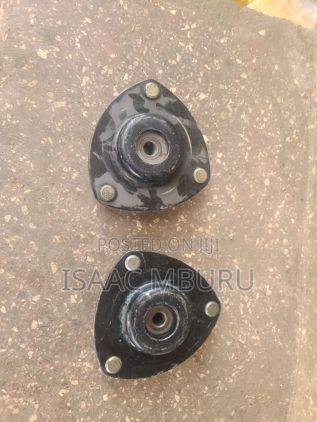 Front Rd5/7 Shock Mounts