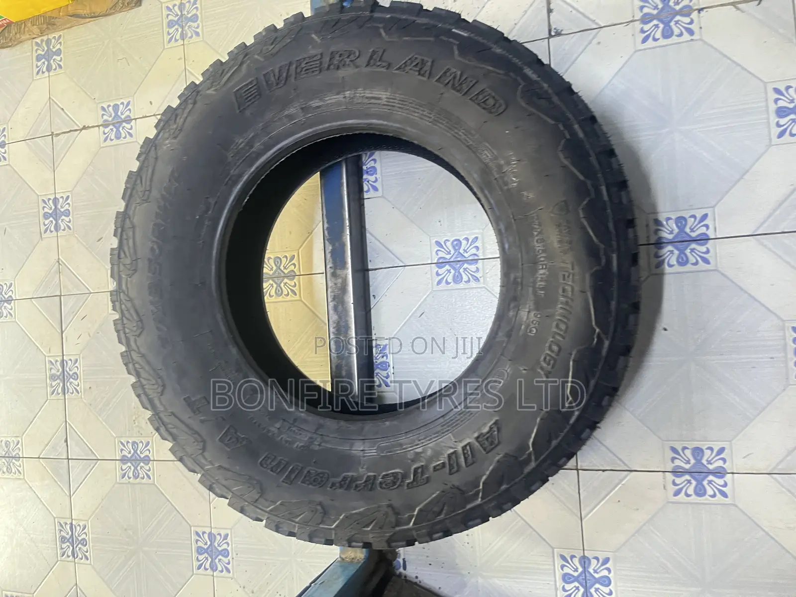 27x8.50r14 Everland