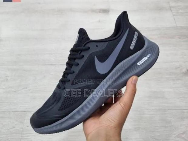 Nike Running Shoes, Sport/Gym Shoes,