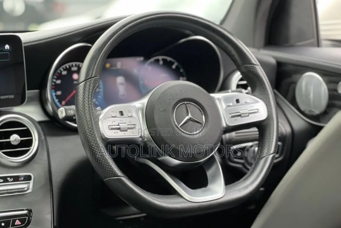 Mercedes-Benz GLC-Class 2019 White