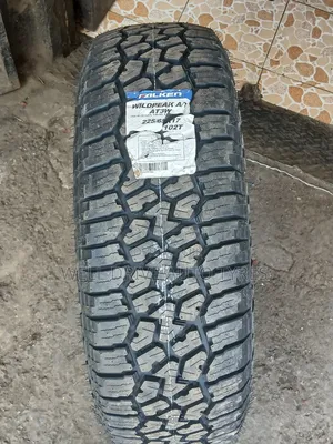 225/65r17 Falken Wildpeak a/T
