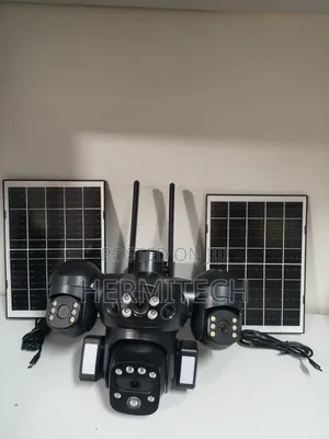 Quad Lens 4g Solar Powered CCTV Resolution Videos Built in Battery
