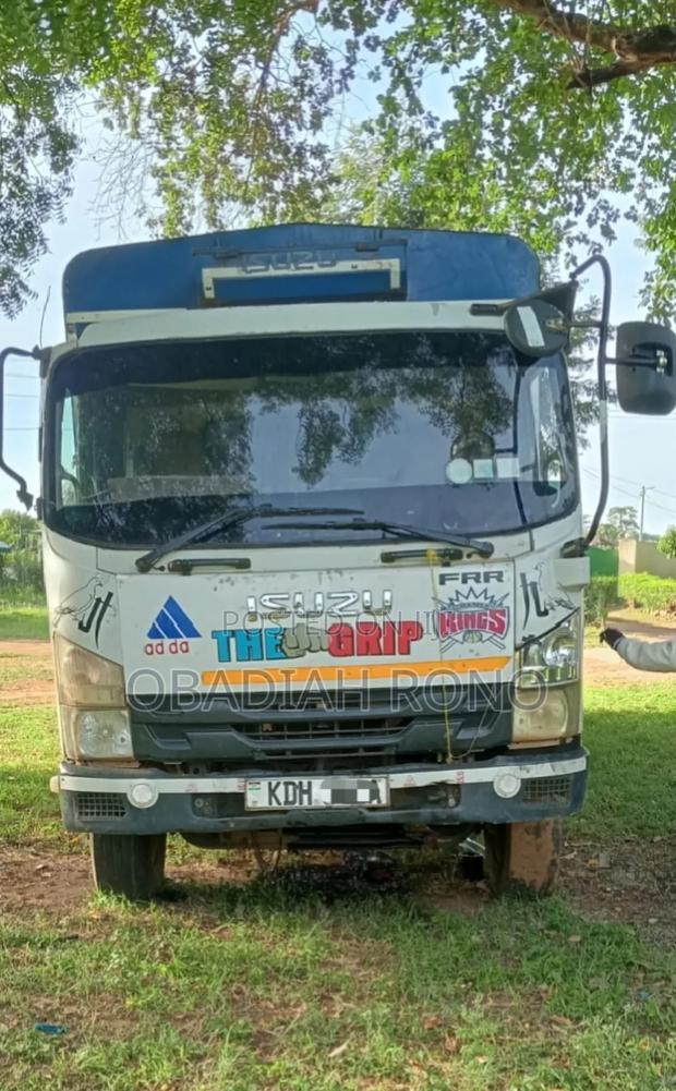 Isuzu Frr. - main view