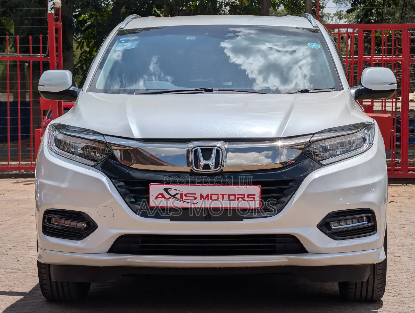 Honda Vezel 1.5 Hybrid 2WD 2019 White