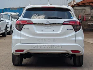 Honda Vezel 1.5 Hybrid 2WD 2019 White