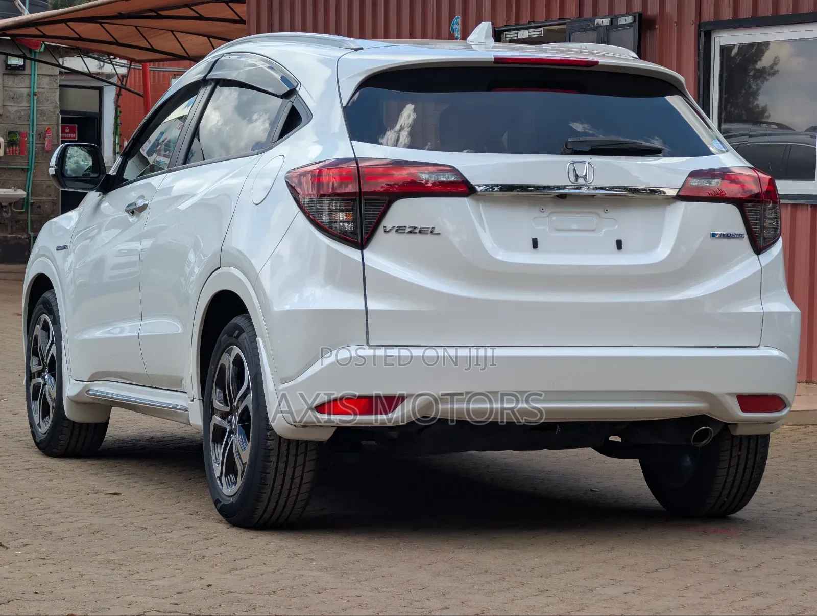 Honda Vezel 1.5 Hybrid 2WD 2019 White