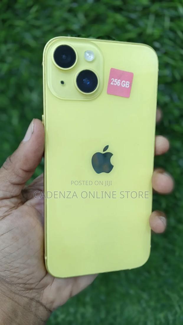 Apple iPhone 14 256 GB Yellow