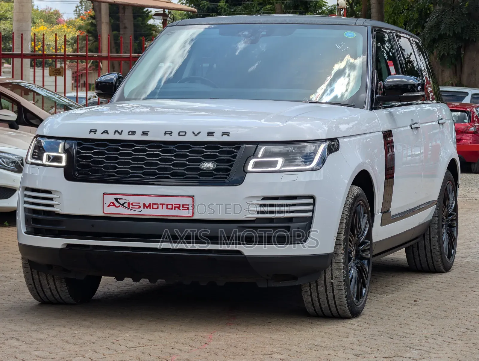 Land Rover Range Rover Vogue 2019 White