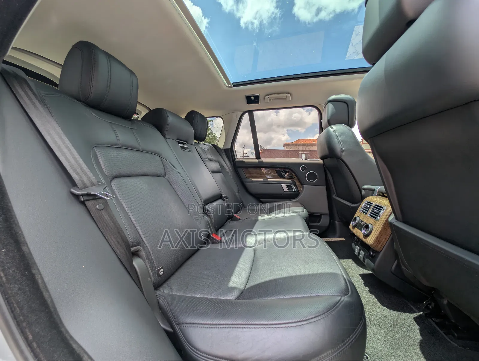 Land Rover Range Rover Vogue 2019 White