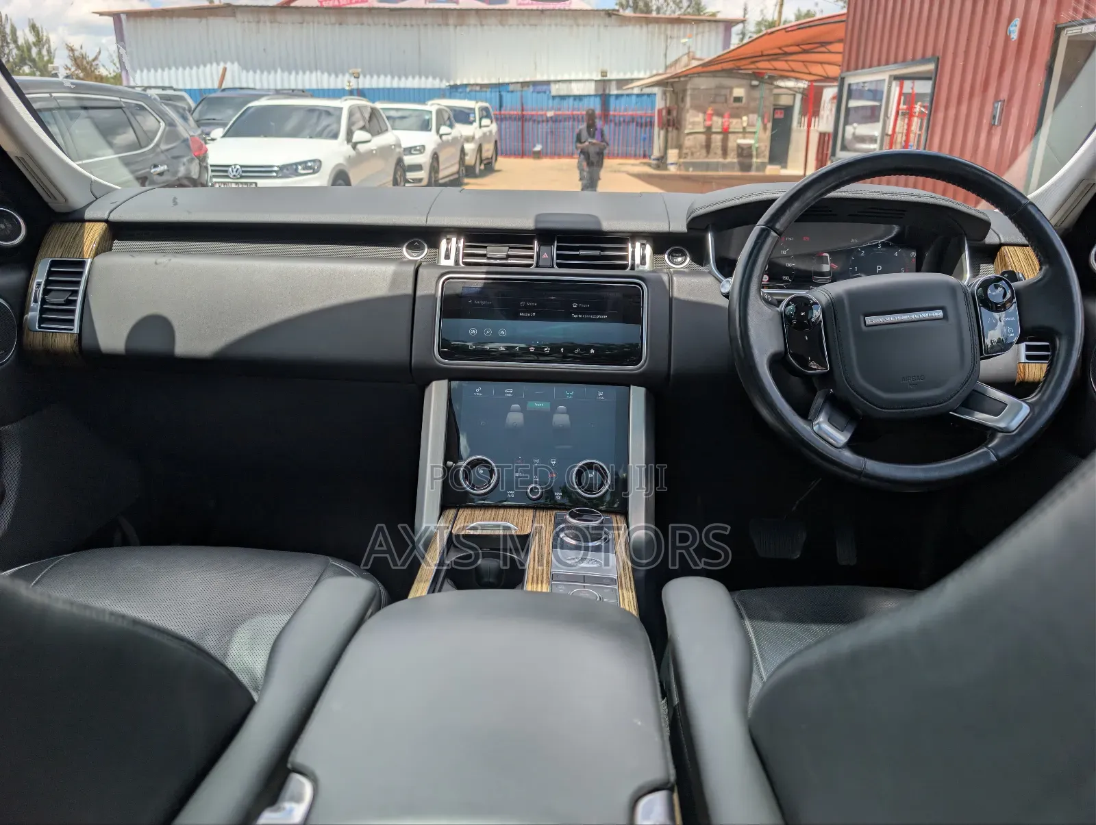 Land Rover Range Rover Vogue 2019 White