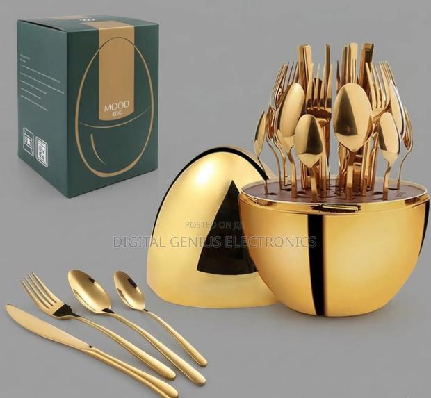 36pc Executive Egg-Shaped Cutlery Set