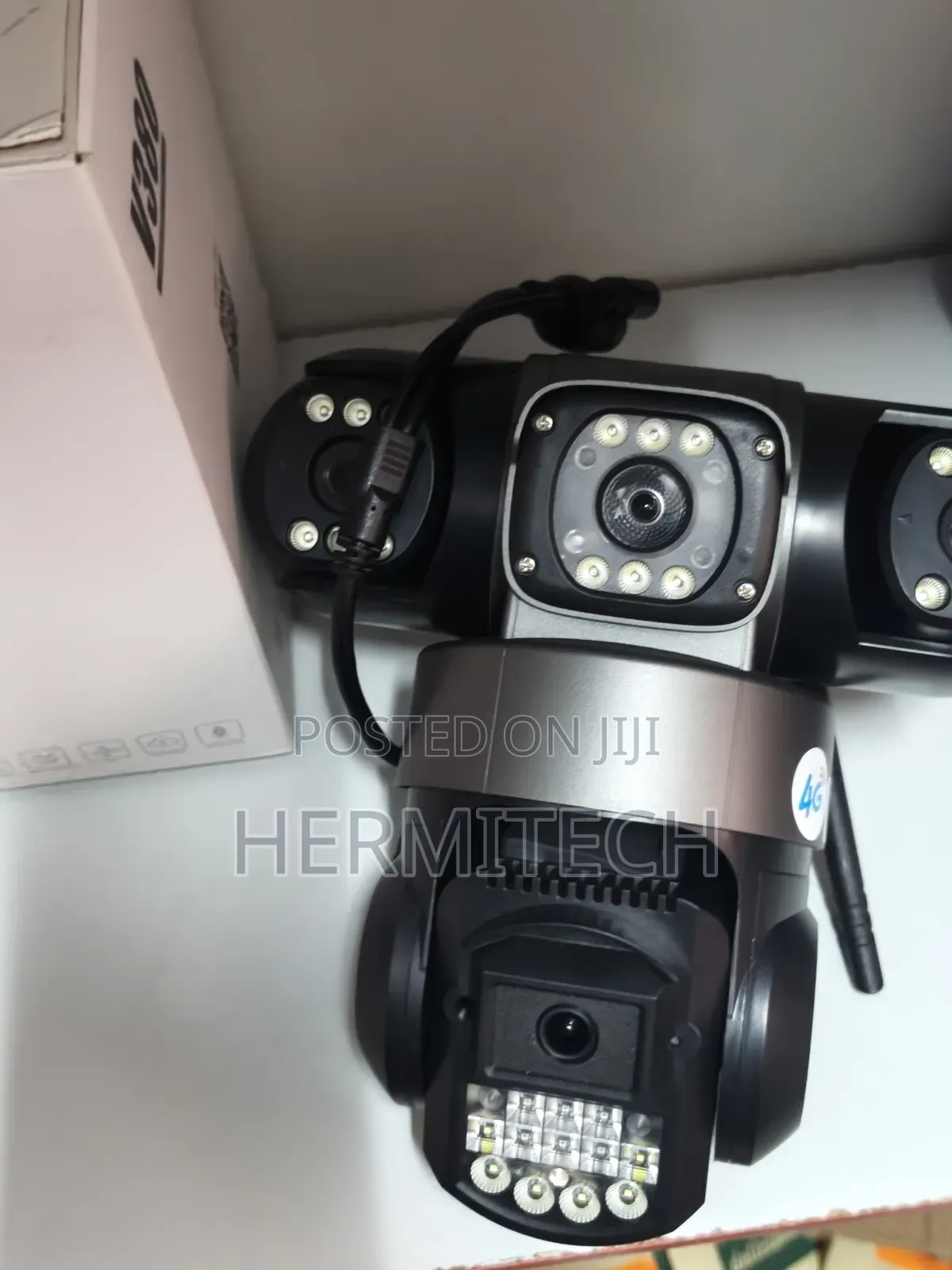 Triple Lens 4g Electric With Alarm Message Push  PTZ Tracking