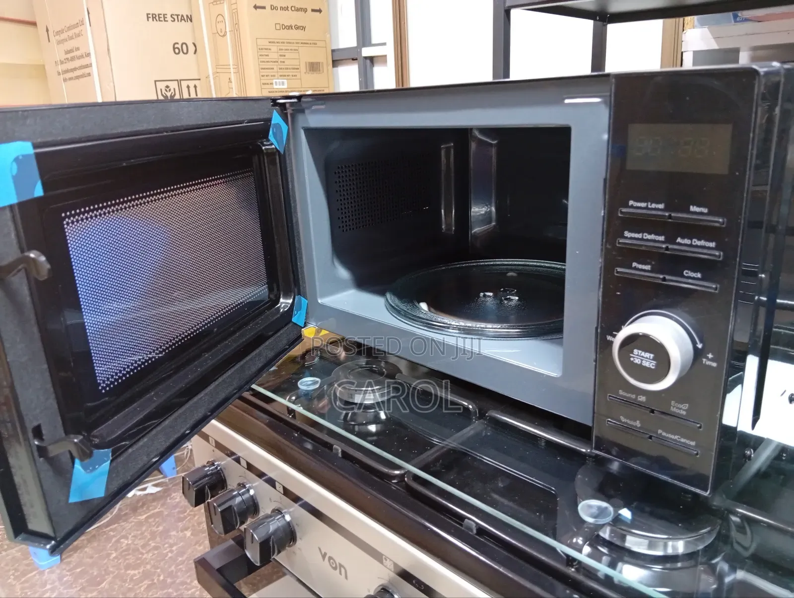 A Manual 20l Black Solo Microwave at 8,200