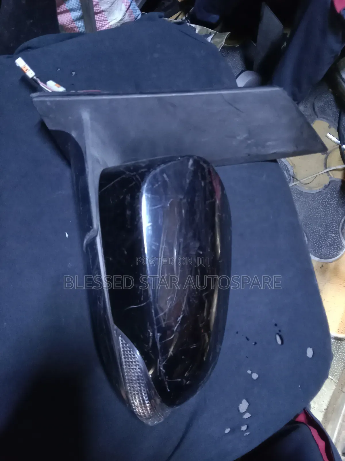 Isis Side Mirror Left Side 2015