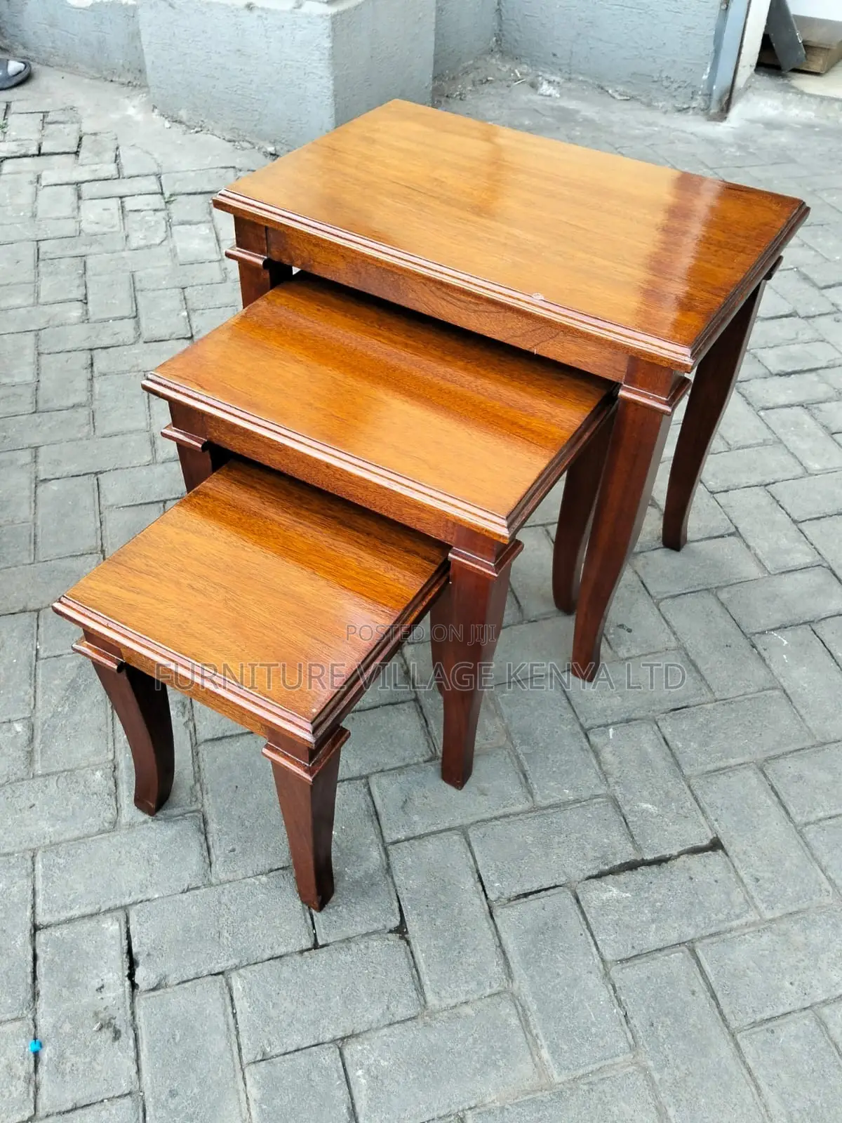 Dining Table; Mahogany Set of 3 Nested Dining Table