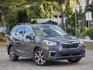 Subaru Forester 2019 Gray