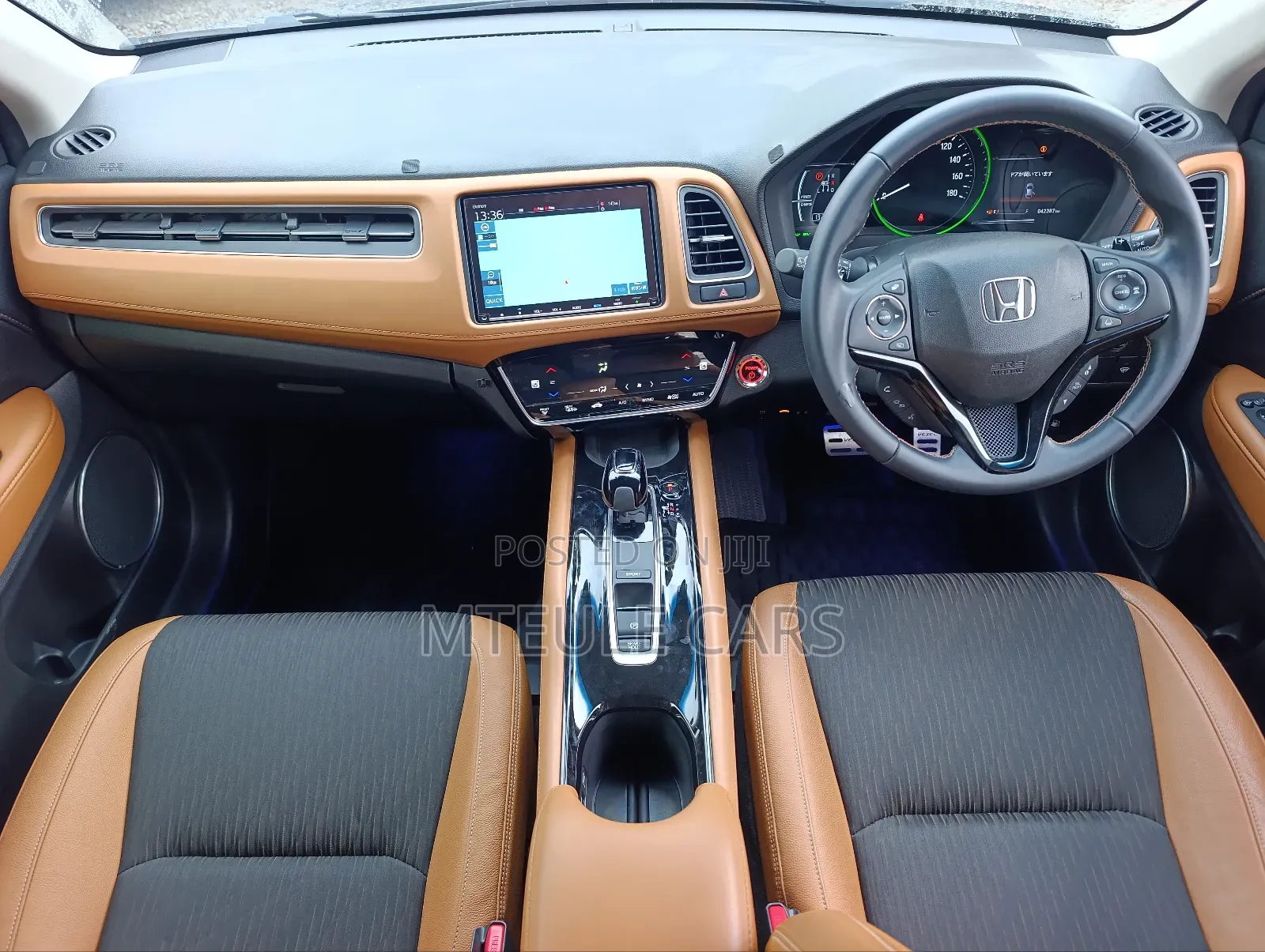 Honda Vezel 2020 Gold