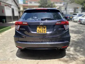 Honda Vezel 2018 Purple