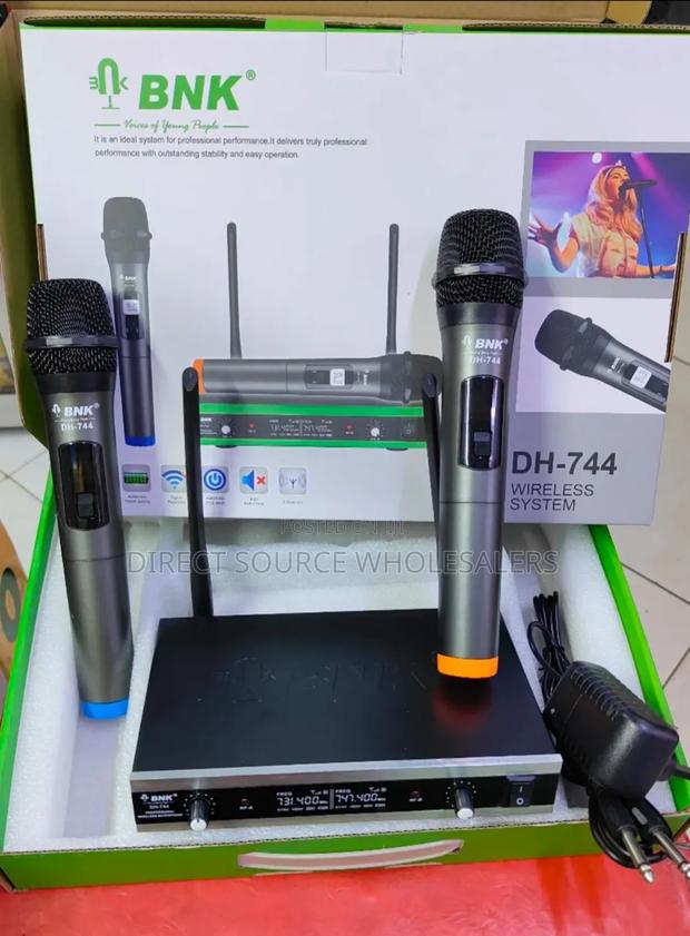 BNK Dh 744 Wireless Microphone System - main view