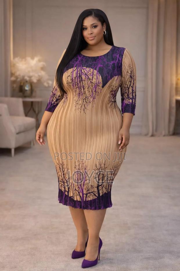 Pleated Bodycon Midi Dress - thumbnail 2