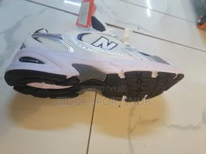 New Balance S30
