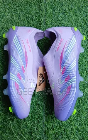 Laceless Football Boots, Predator Soccer Boots